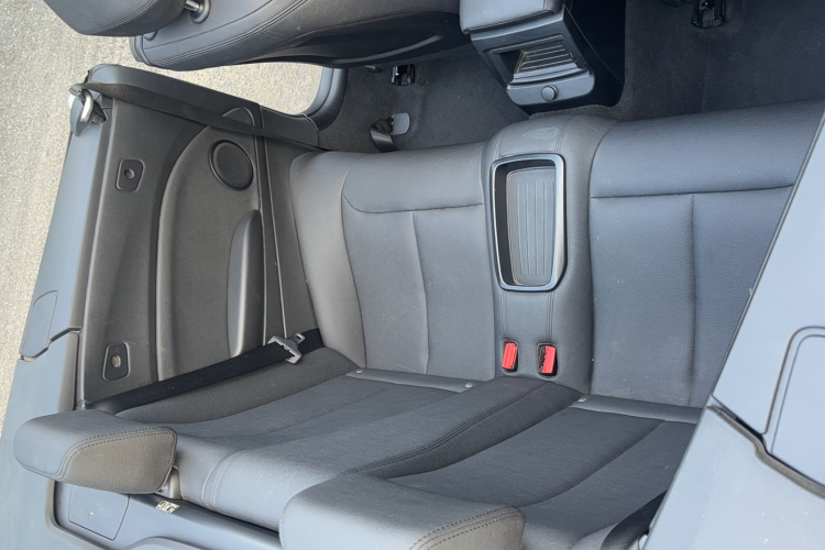 宝马2系(进口) 2018款 220i 敞篷轿跑车 运动设计套装中控内饰7005