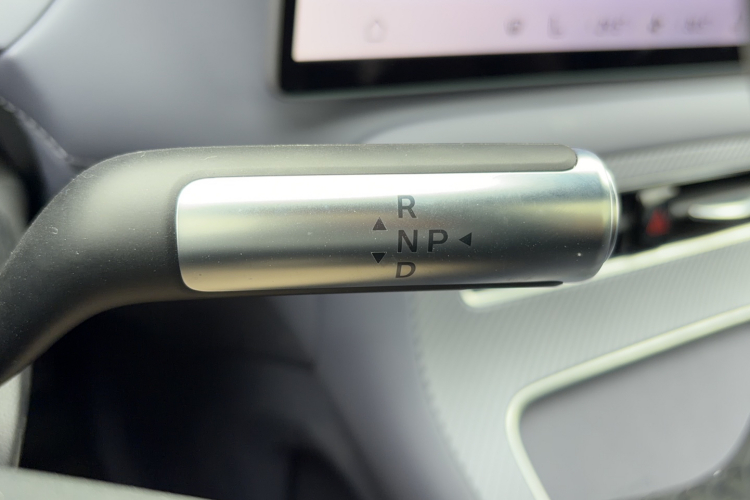 鸿蒙智行 尚界H5 2025款 纯电 Max 长续航局部细节18