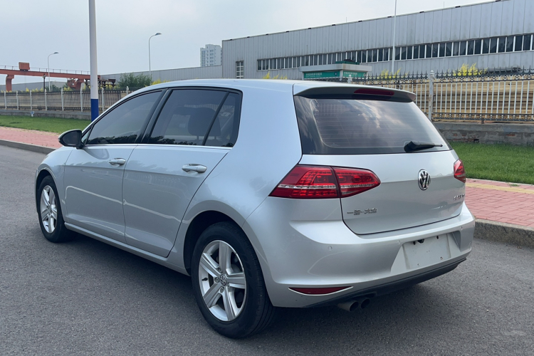大众 高尔夫 2015款 1.4TSI 自动豪华型车身外观6005