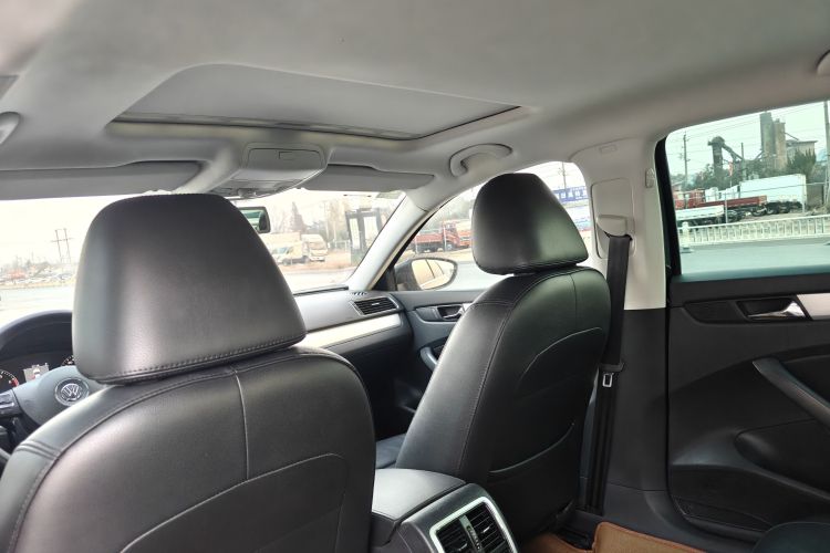 大众 帕萨特 2013款 2.0TSI DSG至尊版局部细节22