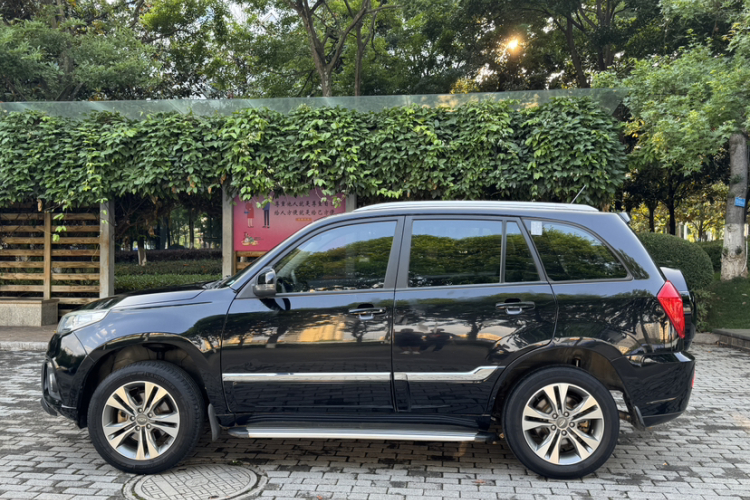 奇瑞 瑞虎3 2015款 1.6L 手动智尚纪念版车身外观6002