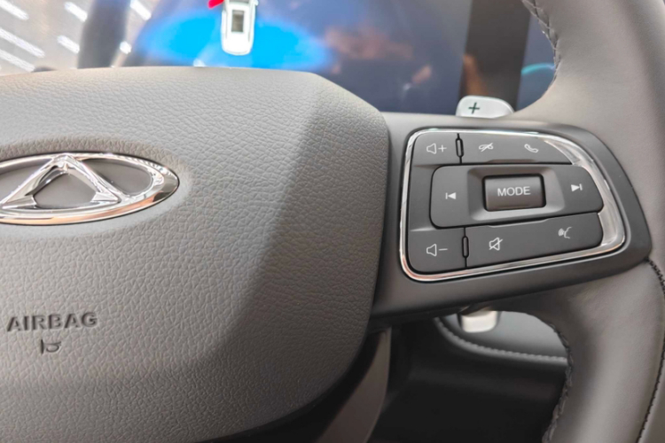 奇瑞 瑞虎8 PLUS 2023款 290TGDI DCT新享版中控内饰7001