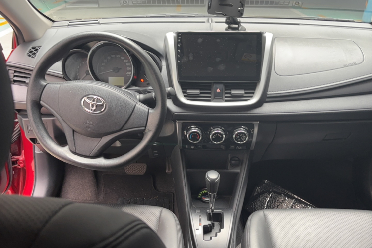 丰田 YARiS L 致炫 2020款 1.5L CVT领先版中控内饰7003