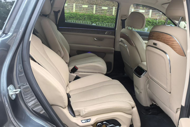 鸿蒙智行 问界M7 2022款 1.5T 四驱豪华版中控内饰7007