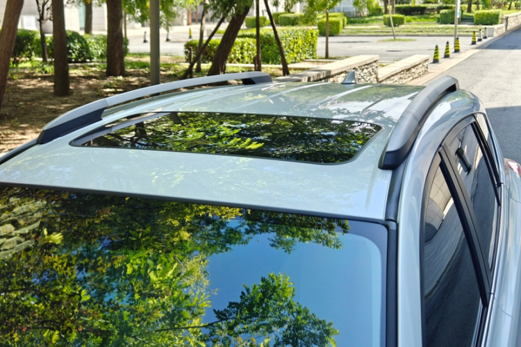 丰田 RAV4荣放 2015款 2.0L CVT两驱风尚版局部细节57