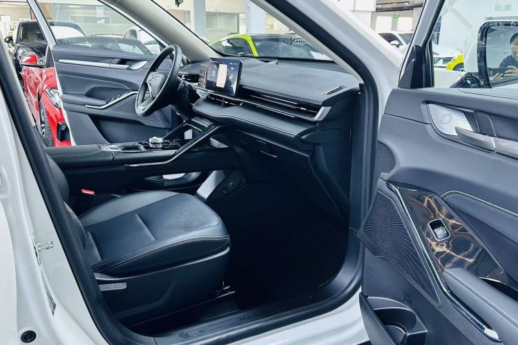 哈弗H6 2022款 第三代 1.5T 自动两驱Max中控内饰7009