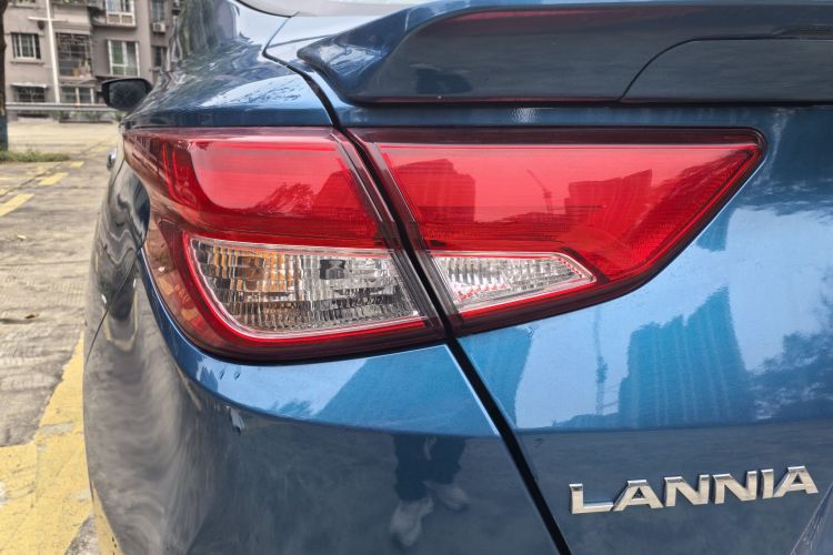 日产 蓝鸟 2019款 1.6L CVT炫酷版 国VI车身外观6007