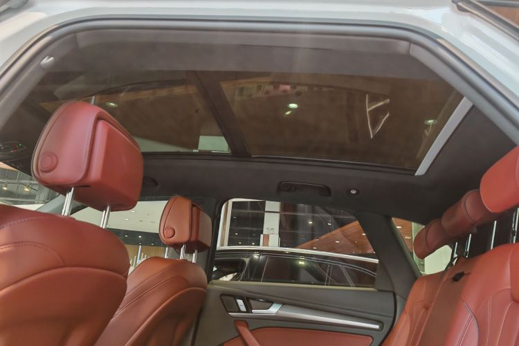 奥迪Q5L 2024款 40 TFSI 豪华动感型局部细节22