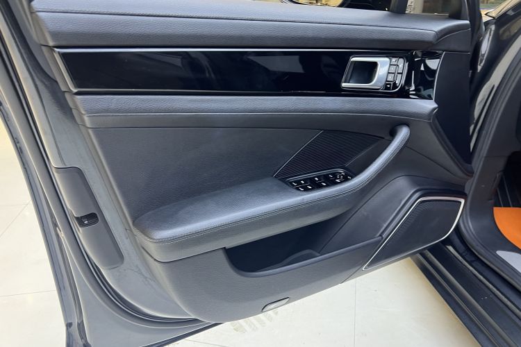 保时捷 2017款 Panamera 3.0T中控内饰7010