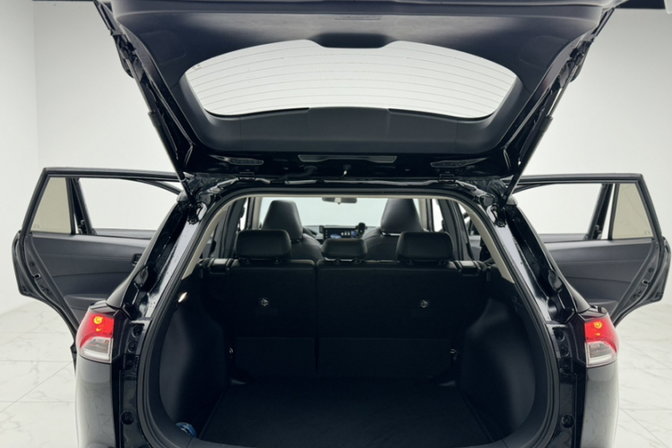 丰田 锋兰达 2024款 2.0L CVT领先版中控内饰7003