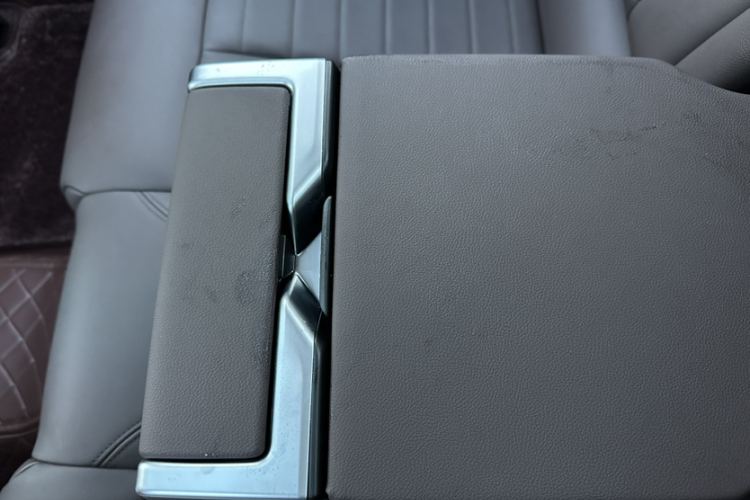 宝马3系 2021款 改款 320Li M运动套装中控内饰7002