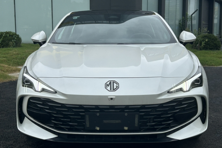 名爵 MG7 2025款 2.0T Trophy+ 超级智驾版车身外观6009