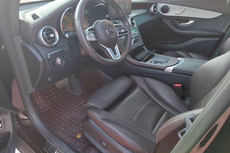 奔驰GLC 2021款 GLC 260 L 4MATIC 动感型中控内饰7002