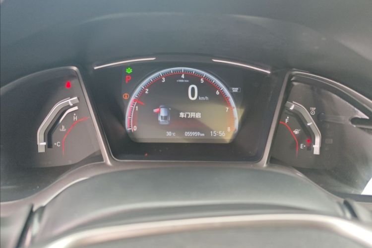 本田 思域 2021款 HATCHBACK 220TURBO CVT潮酷控中控内饰15