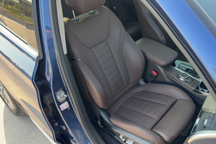 宝马X3 2018款 xDrive28i 豪华套装 国VI局部细节41