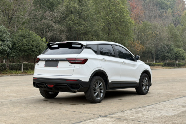 吉利汽车 缤越 2025款 1.5L CVT超能版车身外观6004