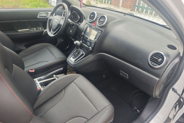 哈弗H6 2016款 升级版 1.5T 自动两驱精英型局部细节22