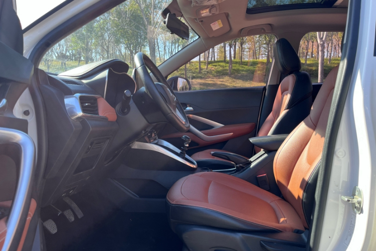 宝骏510 2017款 1.5L 手动豪华型车身外观6004