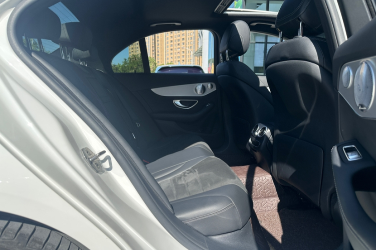 奔驰C级 2021款 C 260 星耀臻藏版中控内饰7001