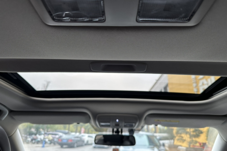 马自达CX-8 2019款 2.5L 两驱尊贵型中控内饰7014