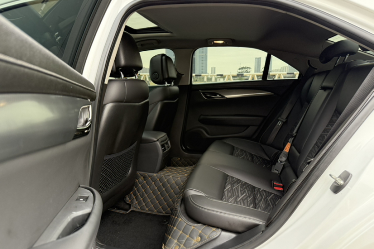 凯迪拉克ATS-L 2017款 28T 技术型中控内饰7006