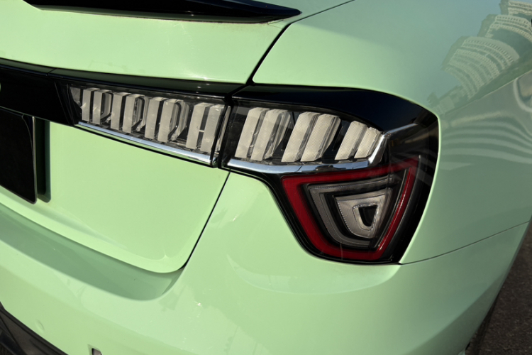 领克03 2021款 1.5TD DCT劲 冠军版车身外观6002