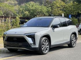 蔚来ES8 2022款 75kWh 六座版