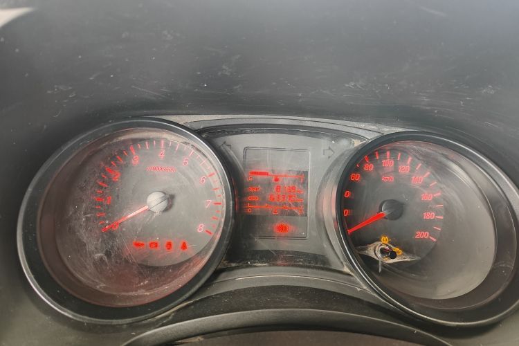 五菱汽车 五菱宏光 2021款 1.5L改款 S基本型 电动助力LAR中控内饰15