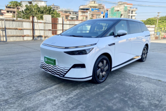 小鹏X9 2024款 702超长续航Max