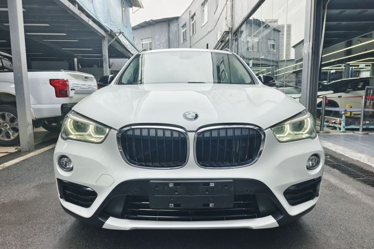 宝马X1 2016款 xDrive20Li 豪华型车身外观6004