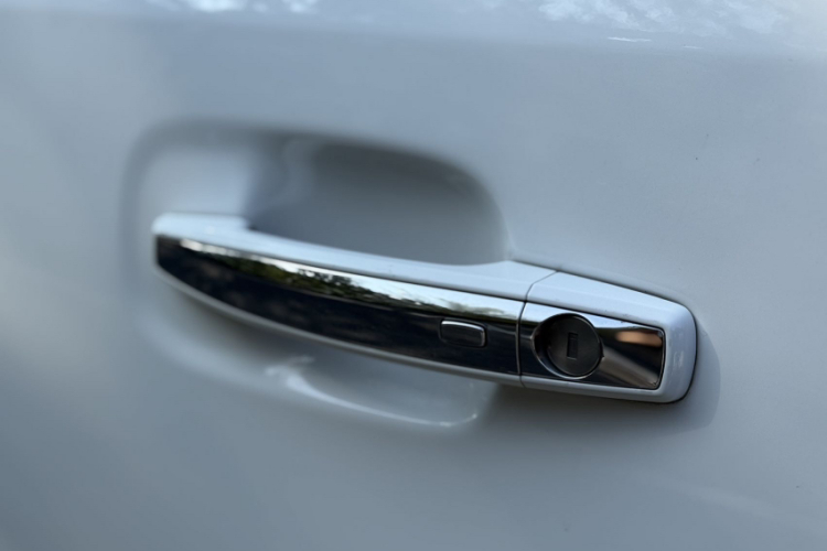 别克GL8 2021款 陆上公务舱 652T 豪华型车身外观6010