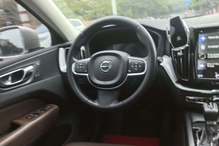 沃尔沃XC60 2020款 T5 四驱智逸豪华版中控内饰7012
