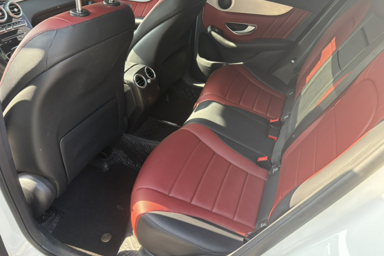 奔驰GLC轿跑 2017款 GLC 200 4MATIC 轿跑SUV中控内饰7007