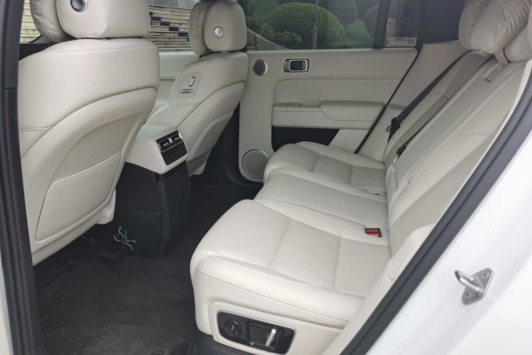 理想汽车 理想L7 2024款 Ultra中控内饰7002