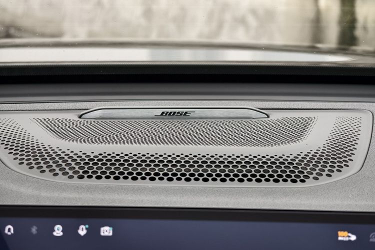 领克09 EM-P 2024款 2.0TD EM-P 四驱HALO 六座局部细节9008