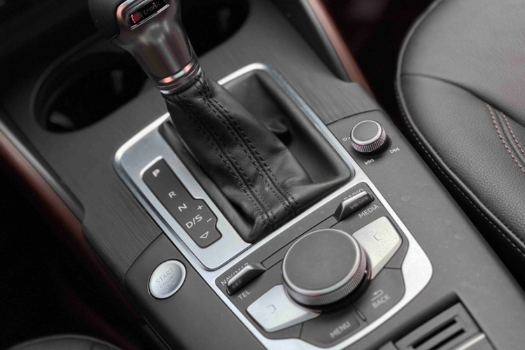 奥迪A3 2020款 Sportback 35 TFSI 风尚型 国VI中控内饰7008