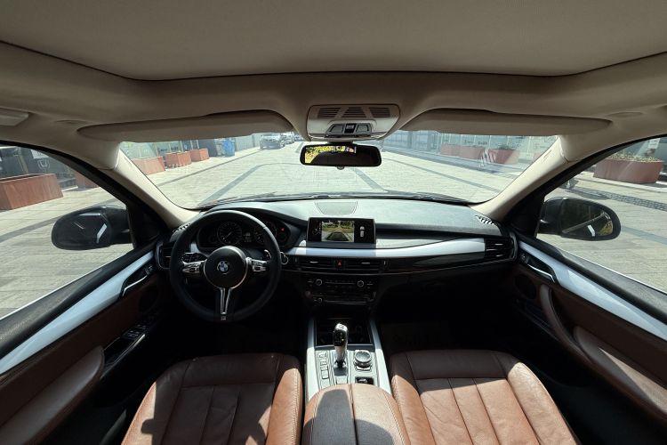 宝马X5（平行进口）中控内饰7001