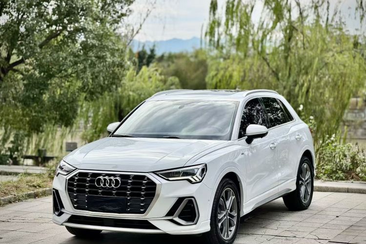 奥迪Q3 2021款 40 TFSI 时尚动感型局部细节36
