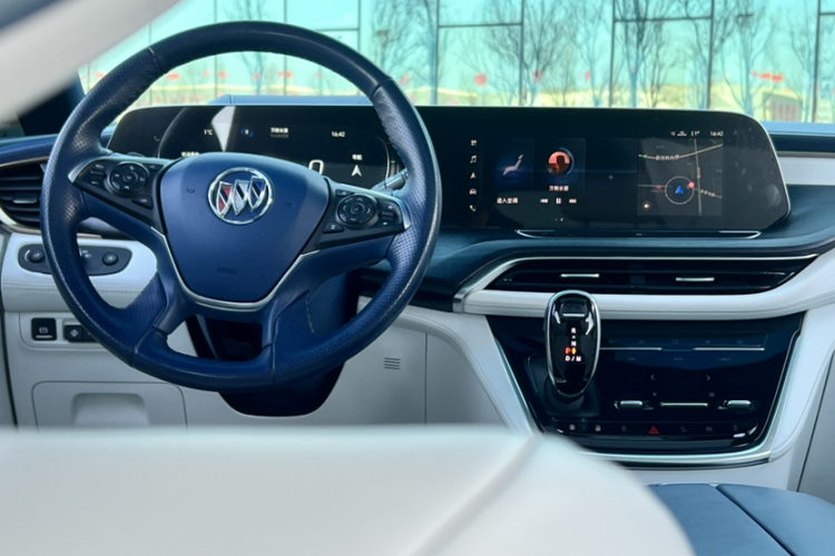 别克GL8 2020款 Avenir艾维亚 四座尊礼版中控内饰7012