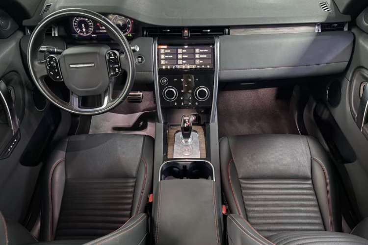 路虎 发现运动版 2020款 249PS R-Dynamic 性能科技版 7座中控内饰7002