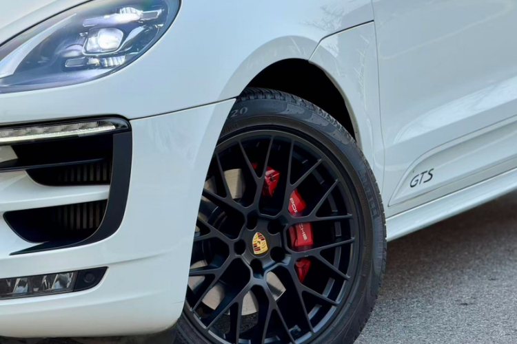 保时捷 2017款 Macan GTS 3.0T车身外观6009