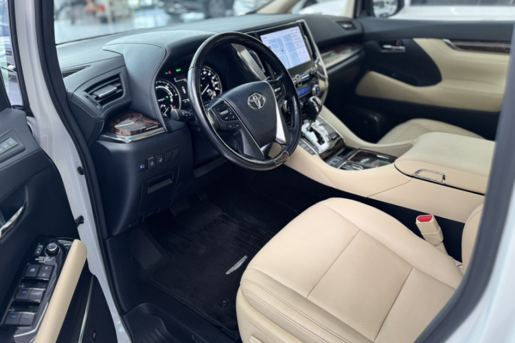 丰田 埃尔法 2021款 双擎 2.5L 豪华版中控内饰7002