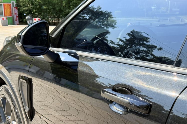 领克01 2021款 2.0TD 四驱暗夜版车身外观6009