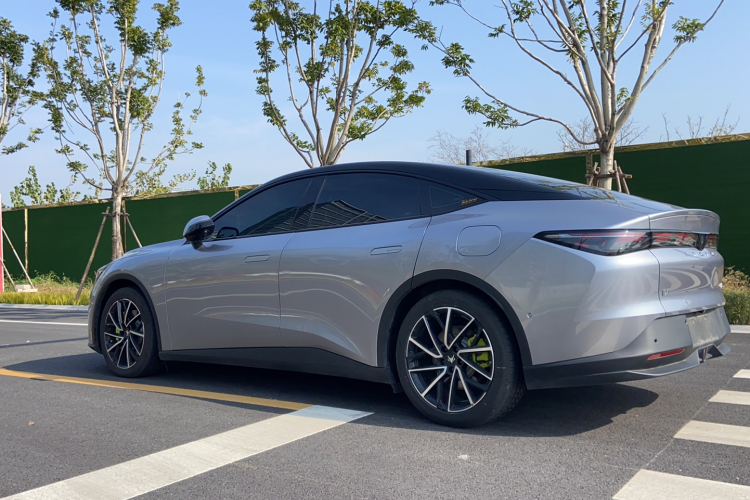 ARCFOX极狐 极狐 阿尔法S5 2024款 708MAX 200kW车身外观6005