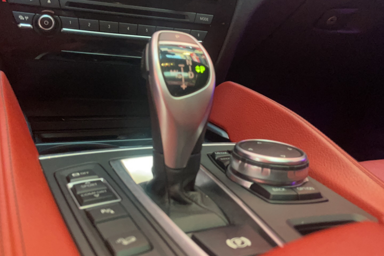 宝马X6（平行进口） 中控内饰7006
