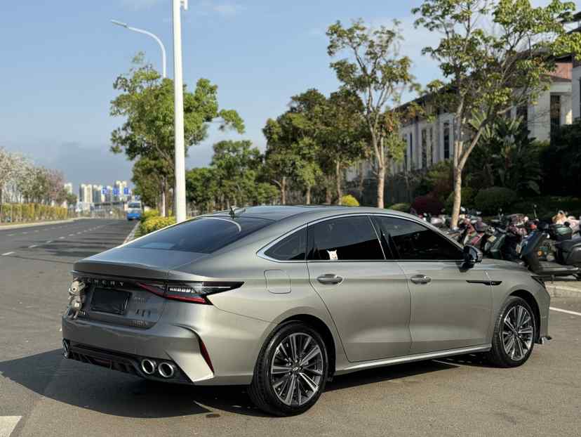 奇瑞 艾瑞泽8 2024款 1.6T DCT睿(5)