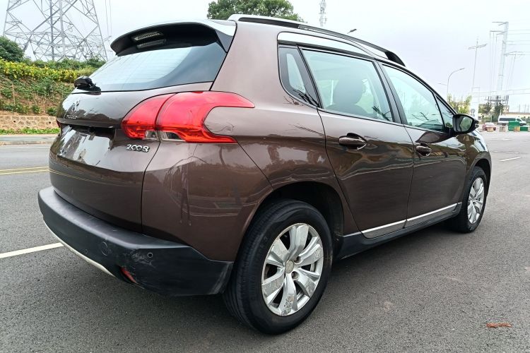 标致2008 2014款 1.6L 自动时尚版车身外观6005