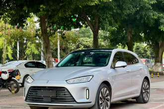 鸿蒙智行 问界M5 2022款 增程四驱旗舰版