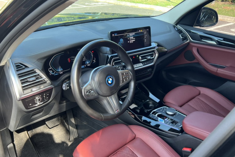 宝马iX3 2023款 领先型中控内饰7002