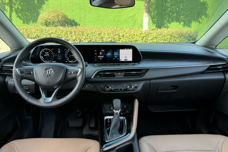 别克GL6 2021款 323T 轻混动互联豪华型中控内饰7006